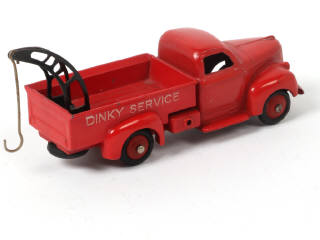 Lot 316 - DINKY TOYS (FRANCE) (1)