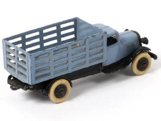 Lot 311 - DINKY TOYS (FRANCE) (1)