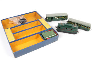Lot 28 - HORNBY 'O' (FRANCE) (1)