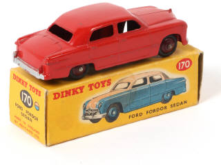 Lot 258 - DINKY TOYS (GB) (1)