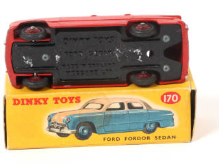 Lot 258 - DINKY TOYS (GB) (1)