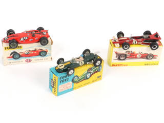 Lot 142 - CORGI TOYS (GB) (3)