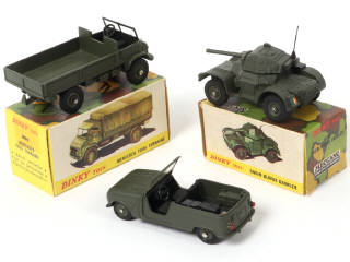 Lot 358 - DINKY TOYS (FRANCE) (3)