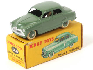 Lot 324 - DINKY TOYS (FRANCE) (1)