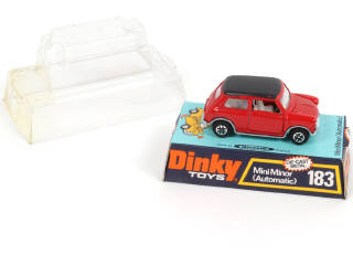 Lot 268 - DINKY TOYS (GB) (1)
