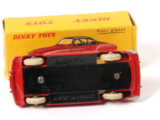 Lot 323 - DINKY TOYS (FRANCE) (1)