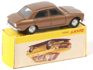 Lot 333 - DINKY TOYS (FRANCE) (1)