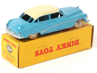 Lot 325 - DINKY TOYS (FRANCE) (1)