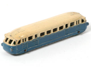Lot 291 - DINKY TOYS (FRANCE) (1)