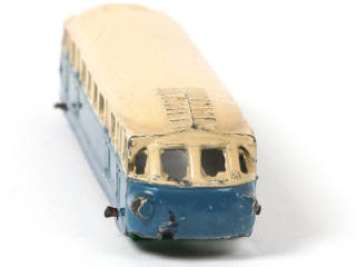 Lot 291 - DINKY TOYS (FRANCE) (1)