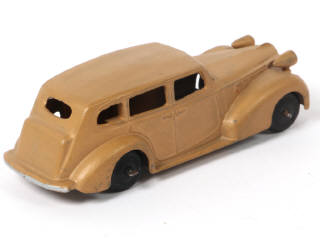 Lot 297 - DINKY TOYS (FRANCE) (1)
