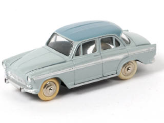 Lot 308 - DINKY TOYS (FRANCE) (1)
