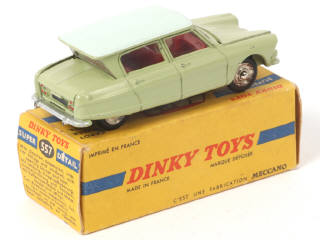 Lot 326 - DINKY TOYS (FRANCE) (1)