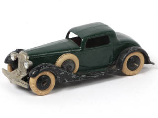 Lot 292 - DINKY TOYS (FRANCE) (1)