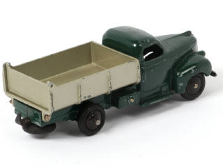 Lot 315 - DINKY TOYS (FRANCE) (1)
