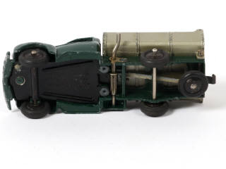 Lot 315 - DINKY TOYS (FRANCE) (1)