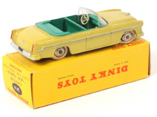 Lot 319 - DINKY TOYS (FRANCE) (1)