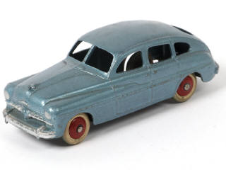 Lot 309 - DINKY TOYS (FRANCE) (1)