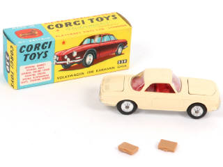 Lot 177 - CORGI TOYS (GB) (1)