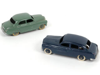 Lot 409 - DINKY TOYS (FRANCE) (2)