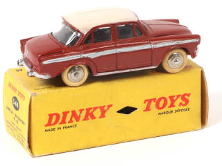 Lot 336 - DINKY TOYS (FRANCE) (1)