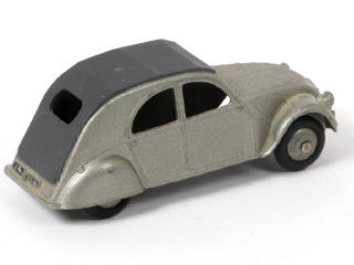 Lot 313 - DINKY TOYS (FRANCE) (1)