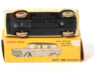 Lot 339 - DINKY TOYS (FRANCE) (1)