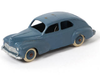 Lot 311 - DINKY TOYS (FRANCE) (1)