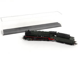 Lot 14 - DIVERS 'HO' (1)