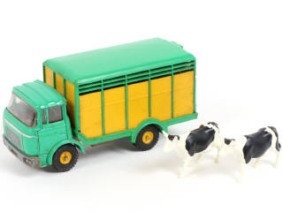 Lot 374 - DINKY TOYS (FRANCE) (1)