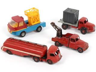 Lot 417 - DINKY TOYS (FRANCE) (4)