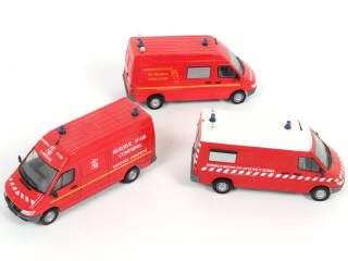 Lot 225 - ELIGOR (FRANCE) (3)