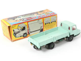 Lot 362 - DINKY TOYS (FRANCE) (1)