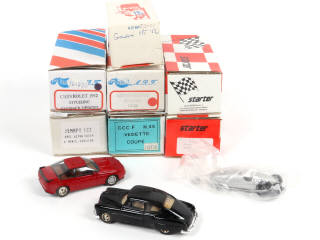 Lot 61 - DIVERS (7)