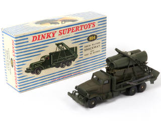 Lot 382 - DINKY TOYS (FRANCE) (1)