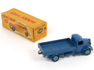 Lot 240 - DINKY TOYS (GB) (2)
