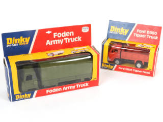 Lot 267 - DINKY TOYS (GB) (2)