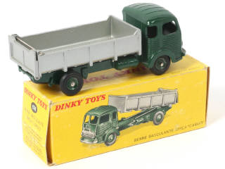Lot 356 - DINKY TOYS (FRANCE) (1)
