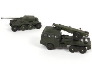 Lot 385 - DINKY TOYS (FRANCE) (2)