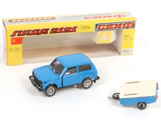 Lot 81 - NOVOEXPORT (URSS) (1)