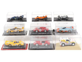 Lot 74 - DIVERS (9)