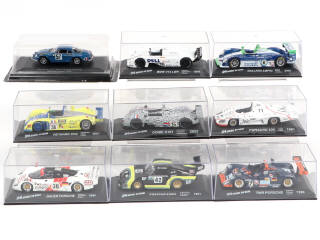 Lot 111 - DIVERS (9)