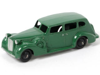 Lot 259 - DINKY TOYS (GB) (1)