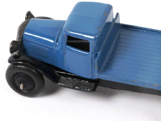 Lot 271 - DINKY TOYS (GB) (1)