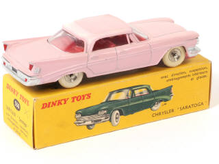 Lot 352 - DINKY TOYS (FRANCE) (1)
