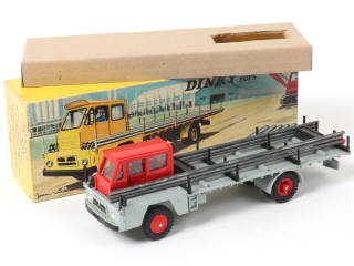 Lot 382 - DINKY TOYS (FRANCE) (1)