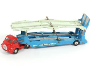 Lot 162 - CORGI TOYS (GB) (1)