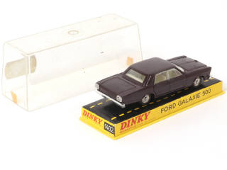 Lot 346 - DINKY TOYS (FRANCE) (1)