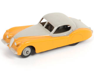 Lot 263 - DINKY TOYS (GB) (1)