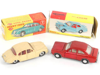 Lot 293 - DINKY TOYS (GB) (2)